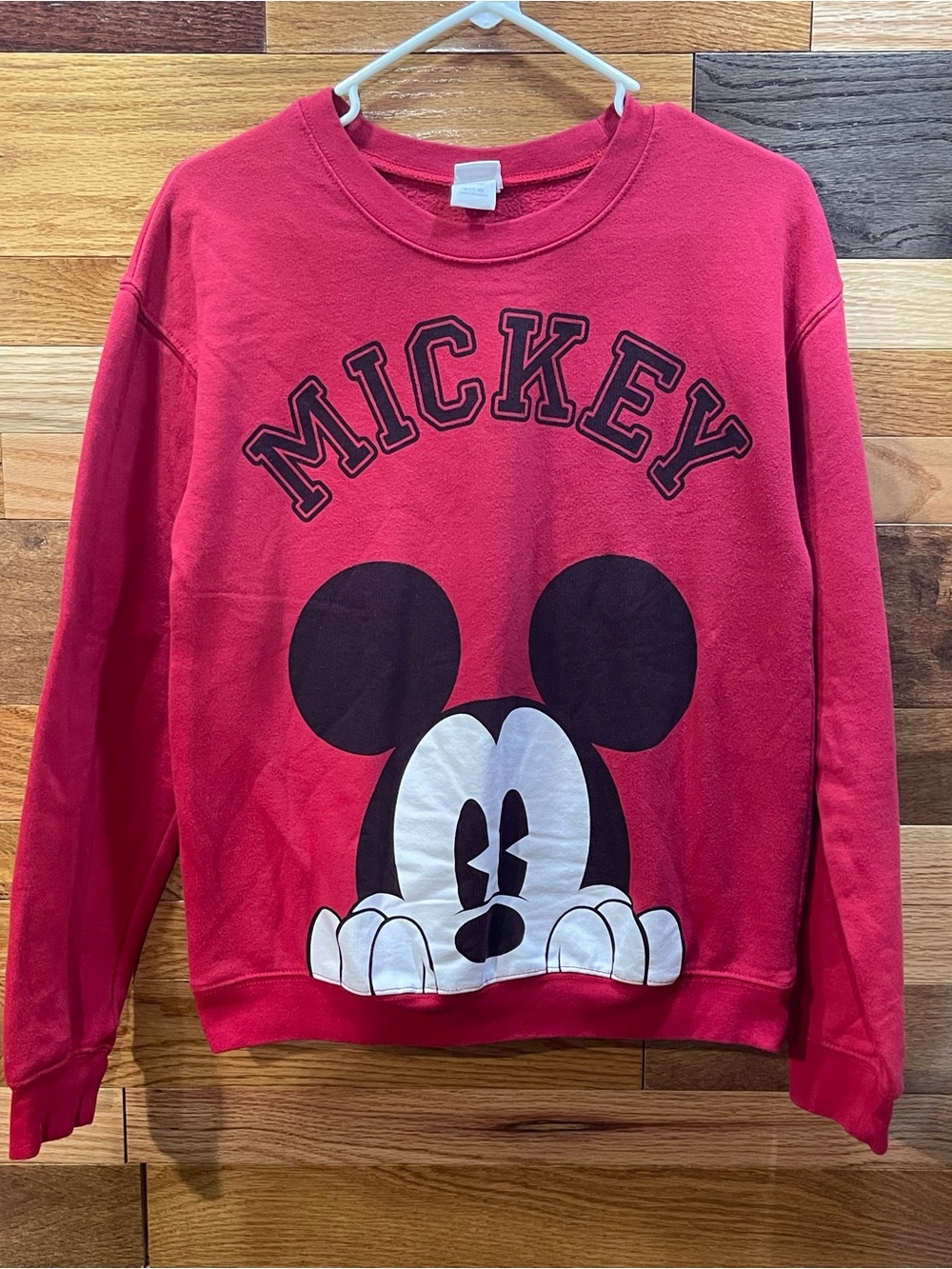 Women’s Sz Med Disney Red Crewneck Sweatshirt Large Mickey Mouse Print